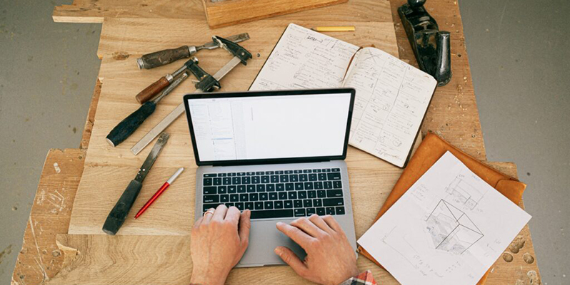 how to become a building estimator